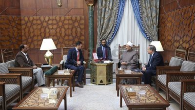 الملحق العسكري لسفارة باكستان: العالم يحتاج للأزهر في معركة الإرهاب