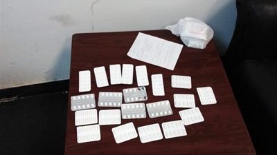 إحباط محاولة تهريب أقراص ترامادول بمطار القاهرة