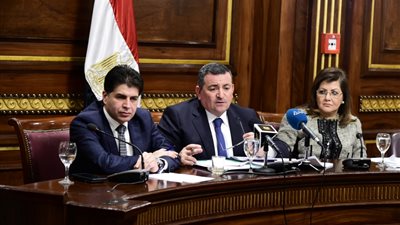 وزيرة التخطيط: لن نستطيع إسقاط ديون ماسبيرو