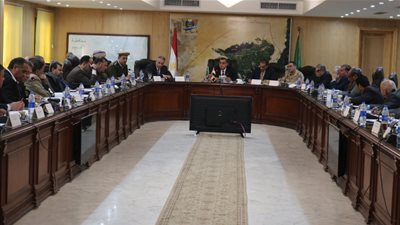 محافظ الفيوم يأمر بسرعة الانتهاء من مخطط مقابر يوسف الصديق