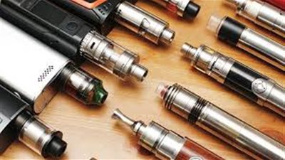 السجائر الإلكترونية تتسبب في إصابة العشرات بأمريكا