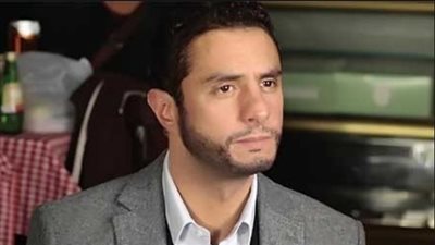 محامي طليقة أحمد الفيشاوي يكشف مفاجأة حول موقف الفنان من ابنته