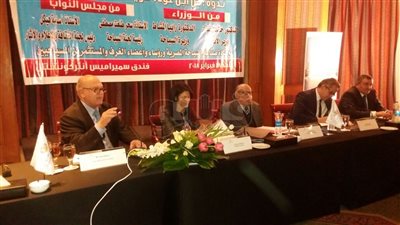 وزيرا السياحة والآثار يستعرضان جهود الترويج للقطاع (صور)