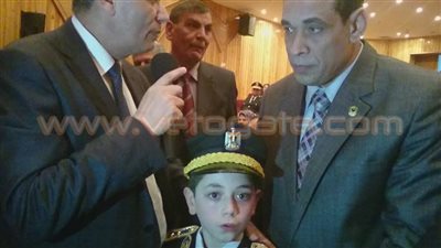 بالصور.. وزير التعليم يكرم الطلاب الموهوبين بالقليوبية