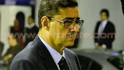 «طاهر» يبقى على «زيزو» بسيناريو «مبروك وبيسيرو»