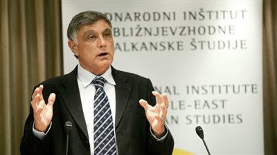 السفير الإسرائيلي السابق: «بحب المصريين جدا وبحس إن القاهرة بيتي»