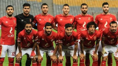 بعد إقالة لاسارتي.. الأهلي يتلقى 40 سيرة ذاتية لمدربين أجانب