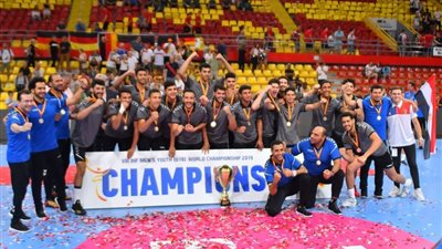 بعد الفوز بالمونديال.. لاعبو منتخب اليد يخوضون امتحانات الدور الثاني للثانوية