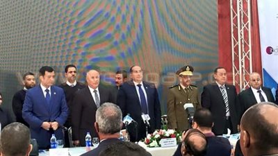 مطار سوهاج يشارك في ملتقى رجال الأعمال لدعم الاستثمار بالمحافظة