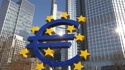 انخفاض فائض ميزان المعاملات الجارية بمنطقة اليورو