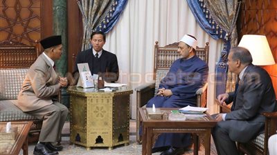 شيخ الأزهر يستقبل رئيس الجامعة الإسلامية بإندونيسيا