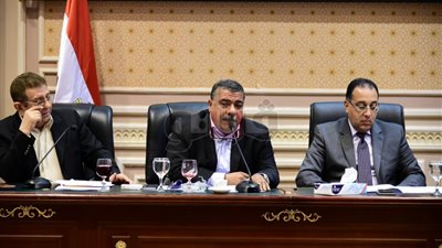 مدبولي: طلبات تصالح العقارات المخالفة تقدم للجنة استشارية