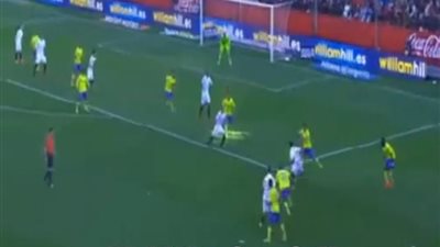 بالفيديو.. «إشبيلية» يفوز بثنائية نظيفة على لاس بالماس