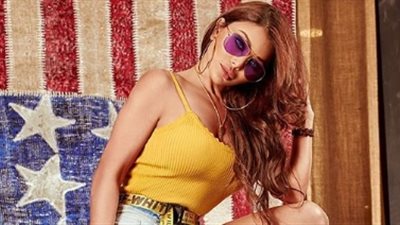 هيفاء وهبي تنشر بوستر أغنيتها الجديدة 