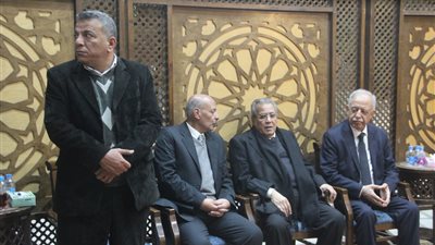 جابر عصفور وعمرو الليثي يصلان عزاء علي أبو شادي