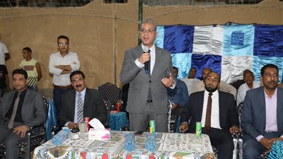 محافظ سوهاج يفتتح ملعبا ومبنى بمركز شباب برديس بتكلفة 5 ملايين جنيه (صور)