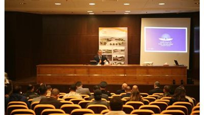 وزير الآثار يناقش الاستعدادات النهائية لحفل نقل المومياوات الملكية