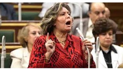 برلمانية تطالب بتوفير الكمامات داخل لجان الامتحانات وتخفيض الكثافات للنصف