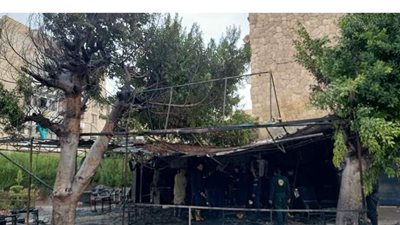 الدفاع المدني يخمد حريقا اندلع بأحد المقاهي في الإسماعيلية | صور