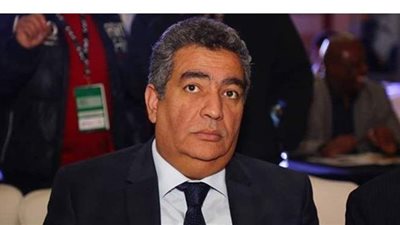 اللجنة الثلاثية تبدأ عملها.. ومجاهد يتطلع لدعم 