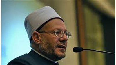 المفتي: الكلب طاهر ويحرم شرعا قتله