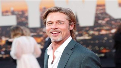 في عيد ميلاده الـ57.. حكايات براد بيت مع 10 نساء | صور