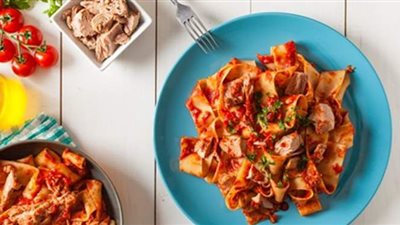 طرق عمل المكرونة بالتونة