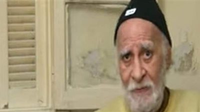 أصيب بالعمى ويعيش بمنزل لا يليق.. معاناة زميل الجوهري وحسن شحاتة | فيديو