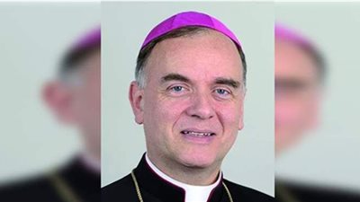 سفير الفاتيكان بالقاهرة يزور 5 كنائس بمحافظة أسيوط