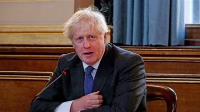 أشد خطورة.. رئيس وزراء بريطانيا يحذر من سلالة جديدة لكورونا