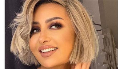 لطيفة تنشر صورة من كواليس تصوير كليب 