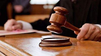 نيابة قليوب تطالب بضبط الأب المتهم بضرب نجله بكابل كهربائي.. والجدة: كان يعذب زوجته