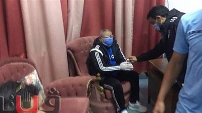 خالد عيد يعود لقيادة تدريبات المحلة بعد شفائه من كورونا | صور