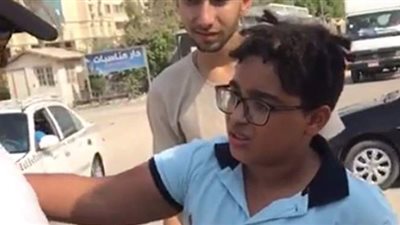 النيابة بقضية طفل المرور: والد المتهم الرئيسي تنصل من مسئوليته تجاه الواقعة