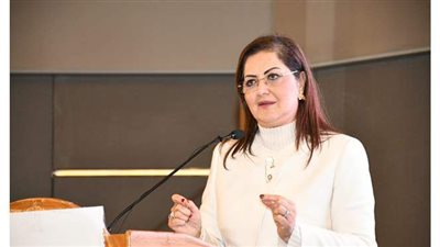 وزيرة التخطيط: الحكومة سنت 448 سياسة تستهدف جميع الفئات الاجتماعية