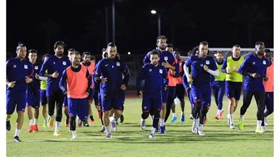 كواليس جلسة علي ماهر مع لاعبي المصري قبل مواجهة أسوان | صور