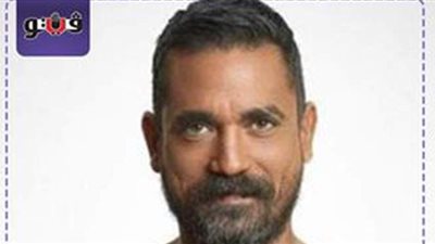 منافسة شرسة بين أمير كرارة وأحمد أمين على لقب أفضل ممثل فى 2020 باستفتاء 