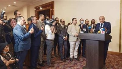 وزير التموين: القيادة السياسية تولي اهتماماً كبيراً بصناعة الذهب | صور