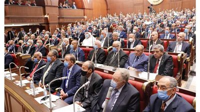 الشيوخ يعقد دورات تدريبية للعاملين وسط إجراءات احترازية