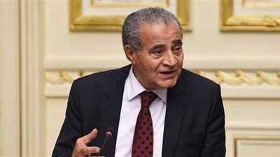 مصر تدخل عصرا جديدا في صناعة الذهب.. تخصيص 20 فدانا لإنشاء مدرسة فنية لإعداد الكوادر.. و50 مليون جنيه تكلفة مشروع الدمغ بالليزر