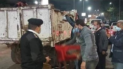 تشميع وغلق 7 مقاهي ومحل تجاري في الجيزة| صور