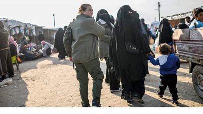 ألمانيا وفنلندا تعلنان إعادة نساء وأطفال ينتمون لداعش من شمال سوريا