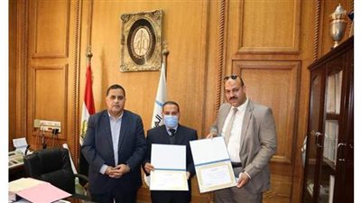 تكريم قائد قطار أنقذ الركاب ومنع حادثا مروعا