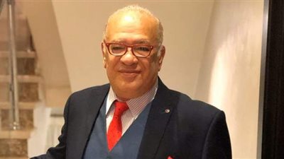 صلاح عبد الله يعلق على منتقدي محمد صبحي لتكريمه الفنانين بـ