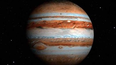 حدث فلكي نادر ينتظره العالم غدا.. تعرف عليه