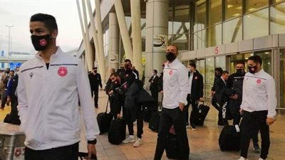 بعثة النجم الساحلي التونسي تصل القاهرة للقاء المقاولون العرب | صور