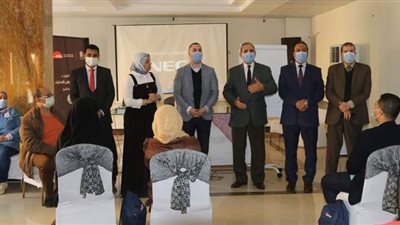 محافظ كفر الشيخ يشيد ببرنامج 