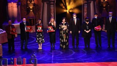 نشرة الفن والثقافة.. افتتاح الدورة الثالثة عشرة من المهرجان القومي للمسرح.. وتطورات الحالة الصحية لمحمد منير