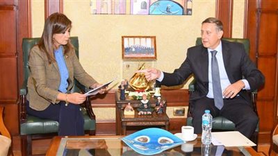 وزيرة الهجرة تلتقي السفير الألماني لبحث سبل التعاون المشترك