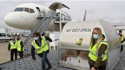 صعد الطائرة مصابا بكورونا ليلقى حتفه في الجو